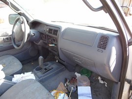 2000 TOYOTA TACOMA XTRA CAB SR5 WHITE 3.4 AT 2WD PRERUNNER TRD OFF ROAD PKG Z19831